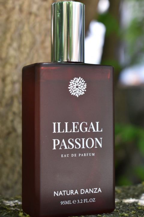 Άρωμα Ξυλώδες Illegal Passion - NATURADANZA