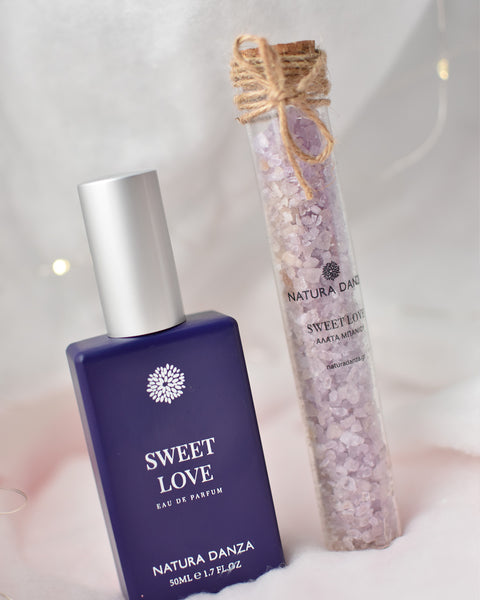 Σετ με το πιο Γλυκό Άρωμα Sweet Love: Άρωμα 50ml και Άλατα μπάνιου